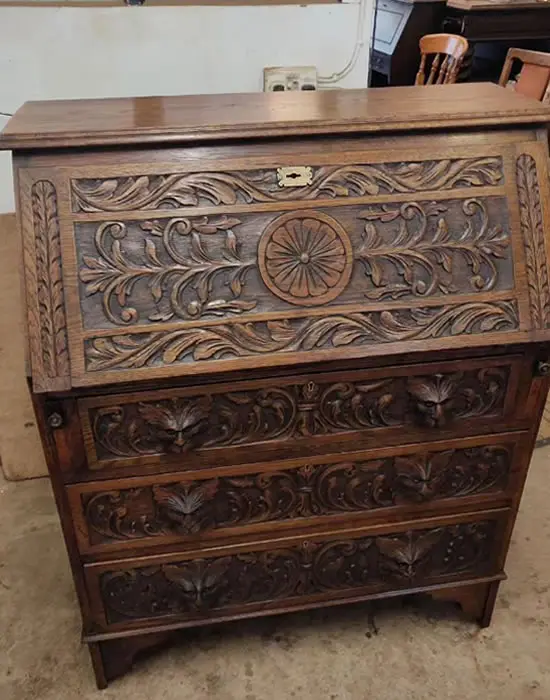 Neil Collumbell French Polisher and Furniture Restorer